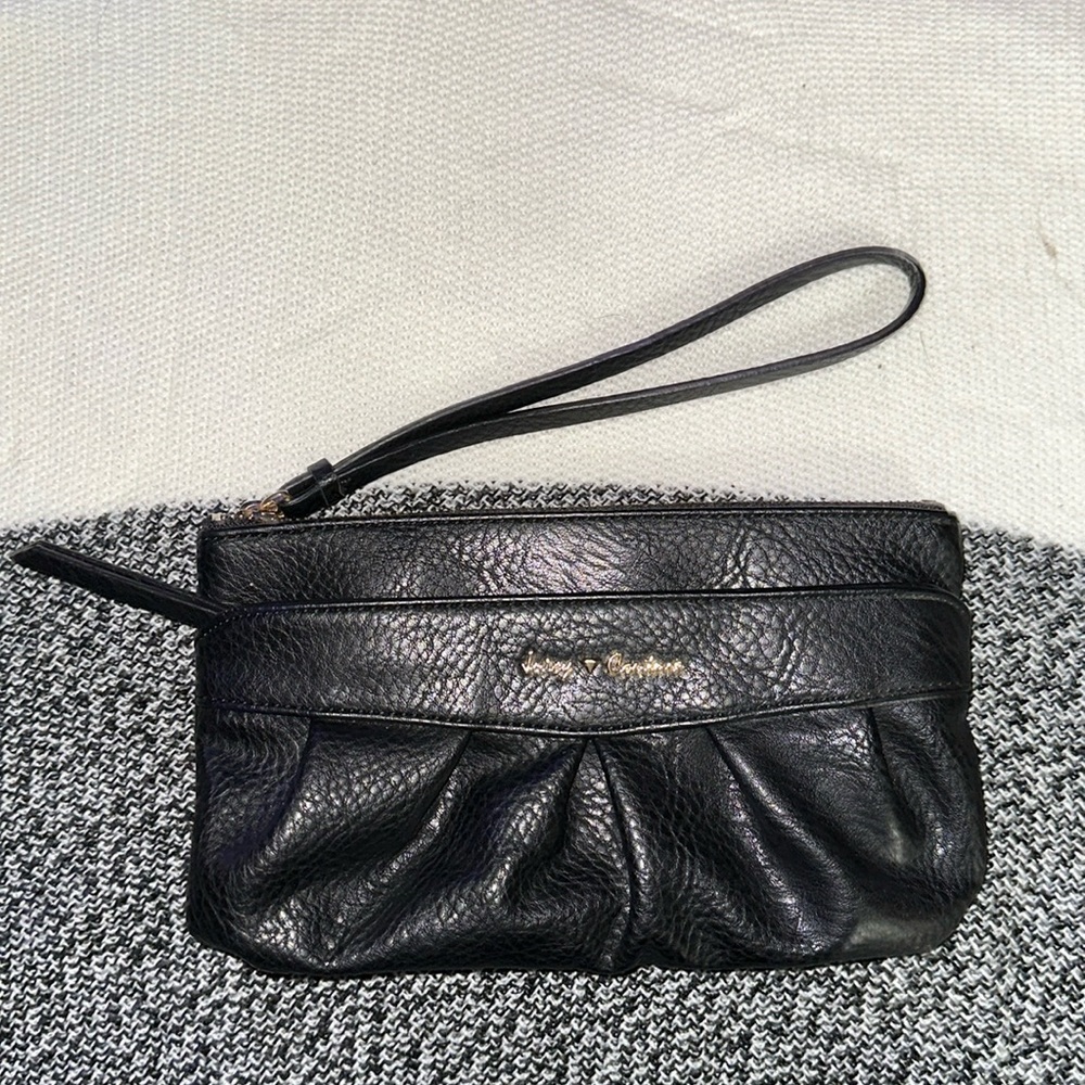 Juicy couture wristlet